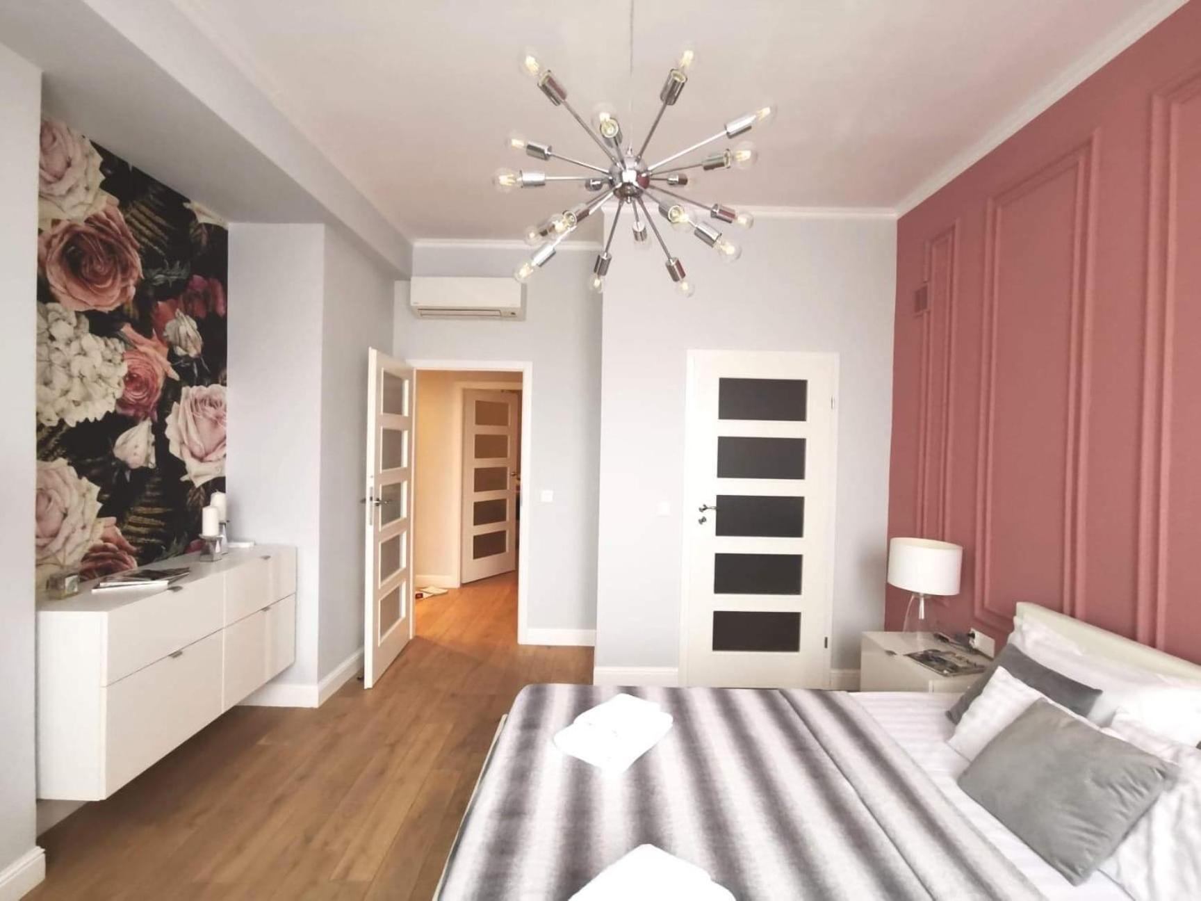 Unitapartament Delux Warszawa Centrum Blisko Plac Zbawiciela Hala Koszyki Metro Politechnika Jest To Elegancki I Wygodny Apartament Na Noclegi I Pobyt W Warszawie - Zapraszamy Kültér fotó